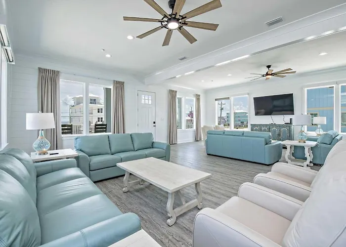 Absolutely Beachy 5 Bedroom Lockout