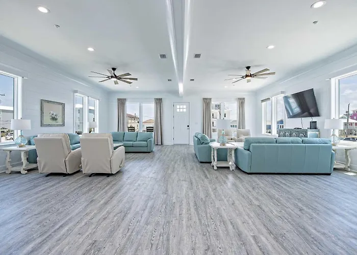 Absolutely Beachy 5 Bedroom Lockout