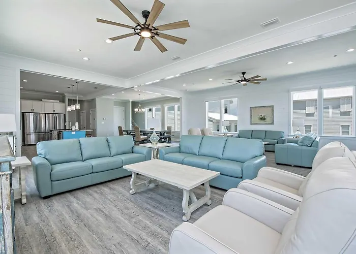 Absolutely Beachy 5 Bedroom Lockout *